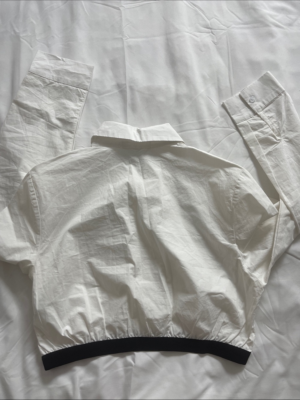 Prada White Cropped Button-Up Shirt with Logo Band - Picture 6 of 6